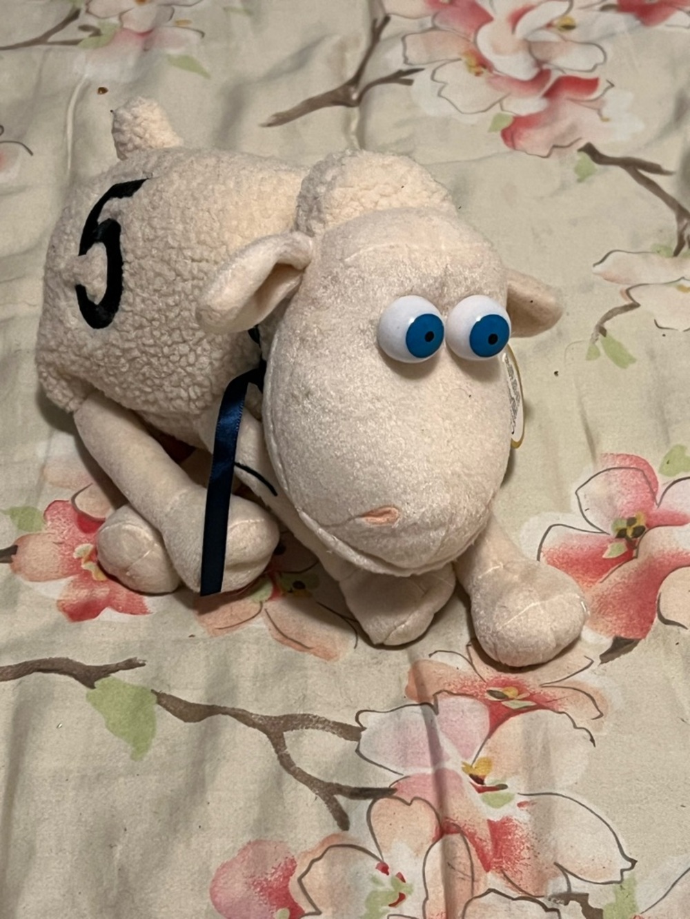 Serta Mattress Counting Sheep No.5 Curto Toy Custom Plush Stuffed Animal Beds